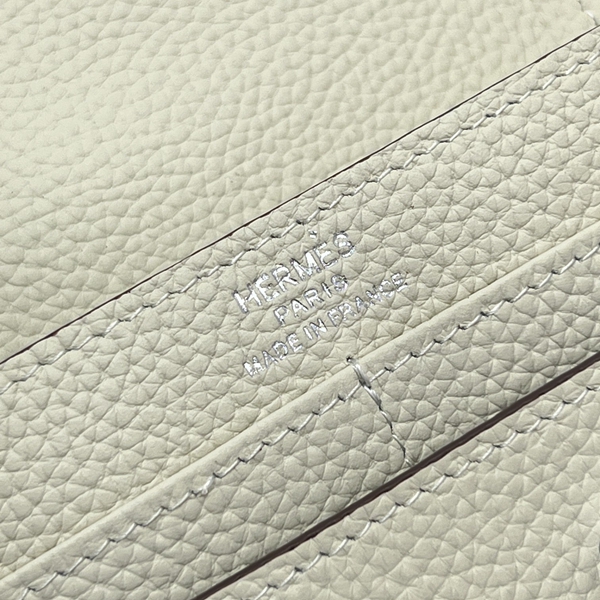 エルメス財布コピー着用イメージ